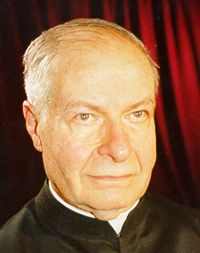 Rev. P. Alfredo Senz S.J.
